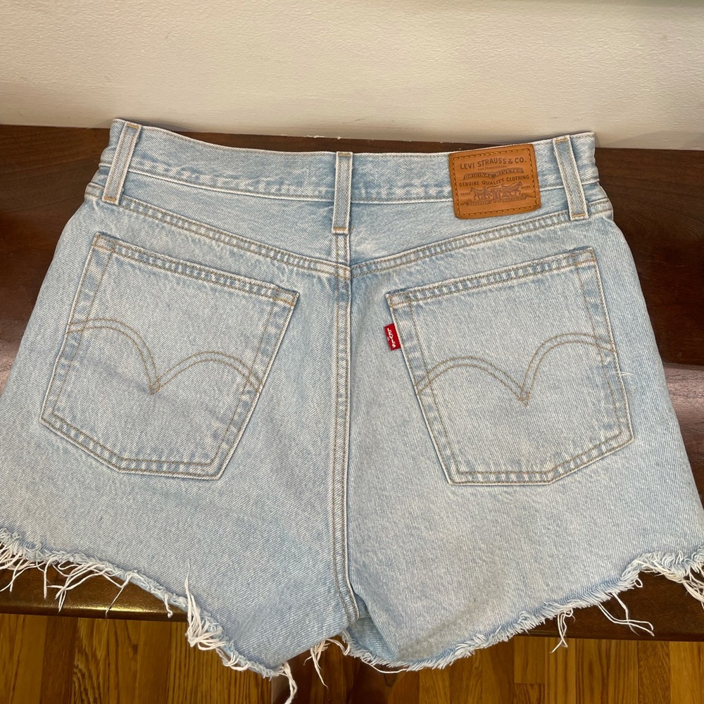 Levi’s | Wedgie cutoff shorts